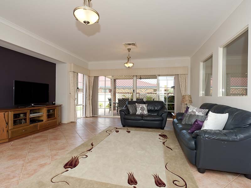 84 Bushmead Road, South Guildford WA 6055