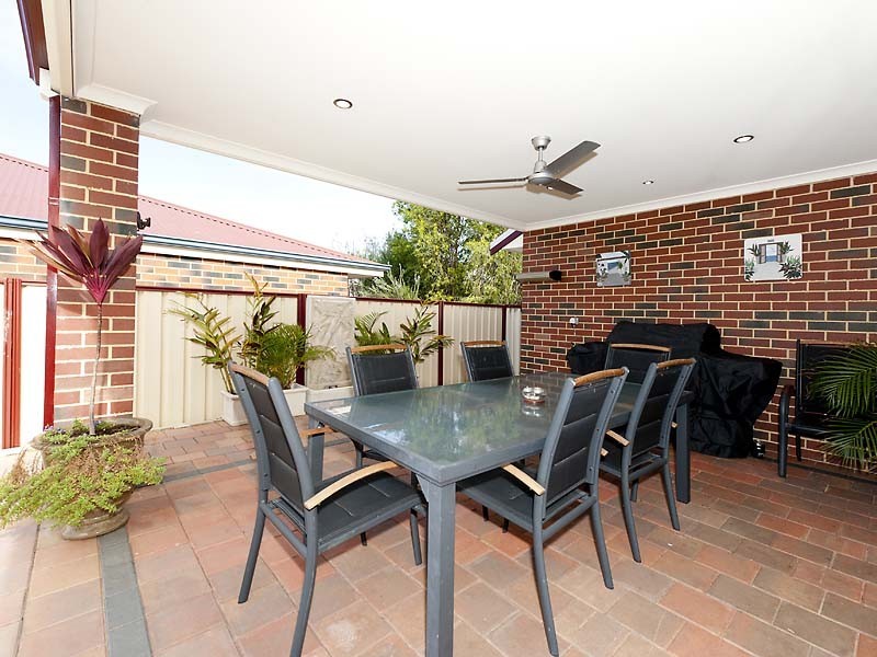 84 Bushmead Road, South Guildford WA 6055