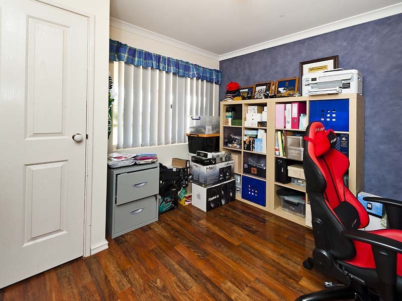 16 Tipuana Rise, Helena Valley WA 6056