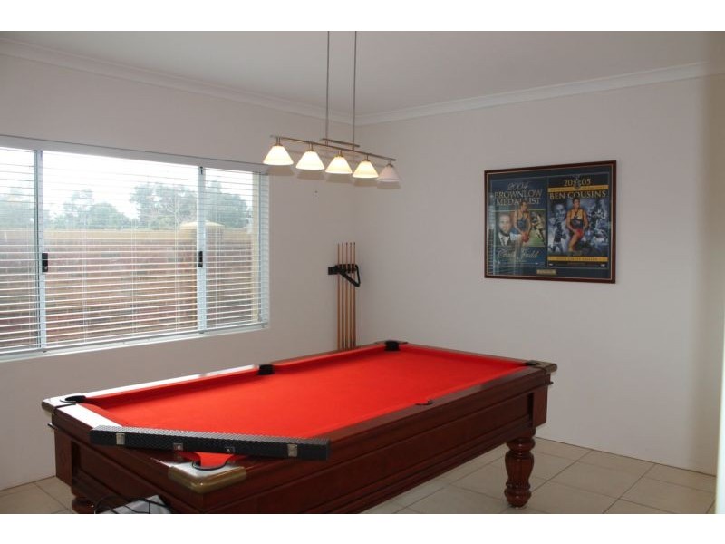 2 Kemp Court, Helena Valley WA 6056