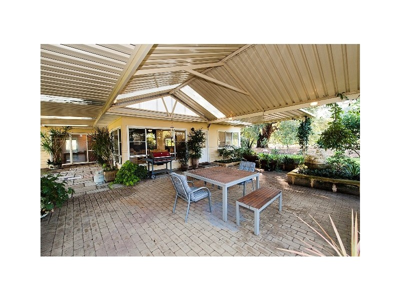 87 Victoria Road, Wattle Grove WA 6107