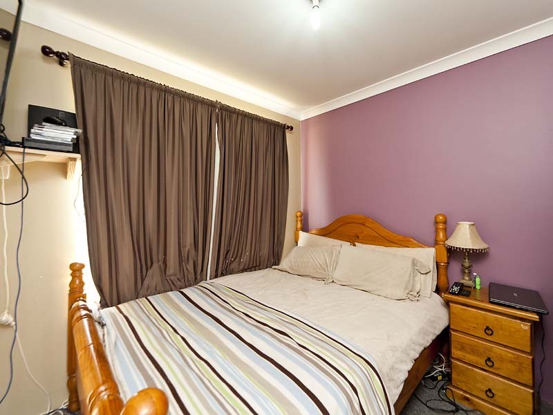 13 Nectarine Way, Forrestfield WA 6058