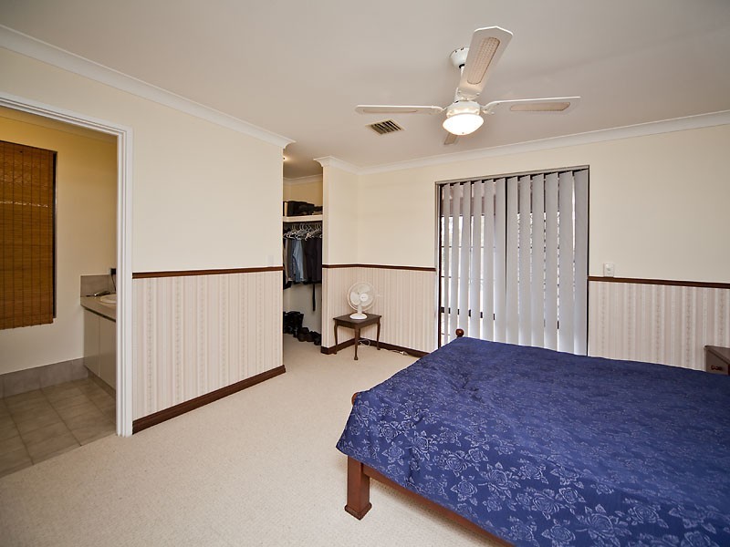 34 Canter Court, Orange Grove WA 6109