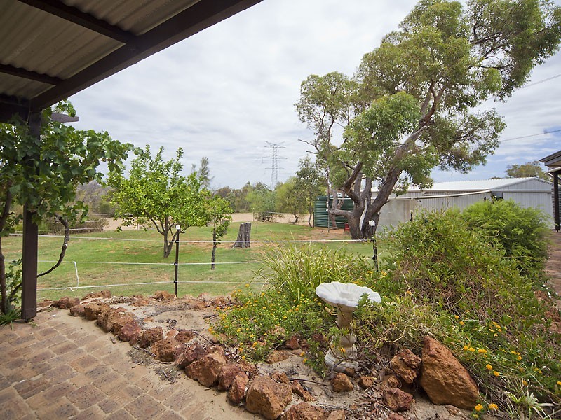 34 Canter Court, Orange Grove WA 6109