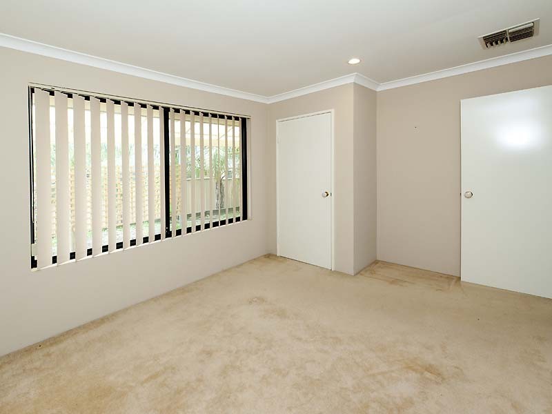 4 Betula Court, Helena Valley WA 6056