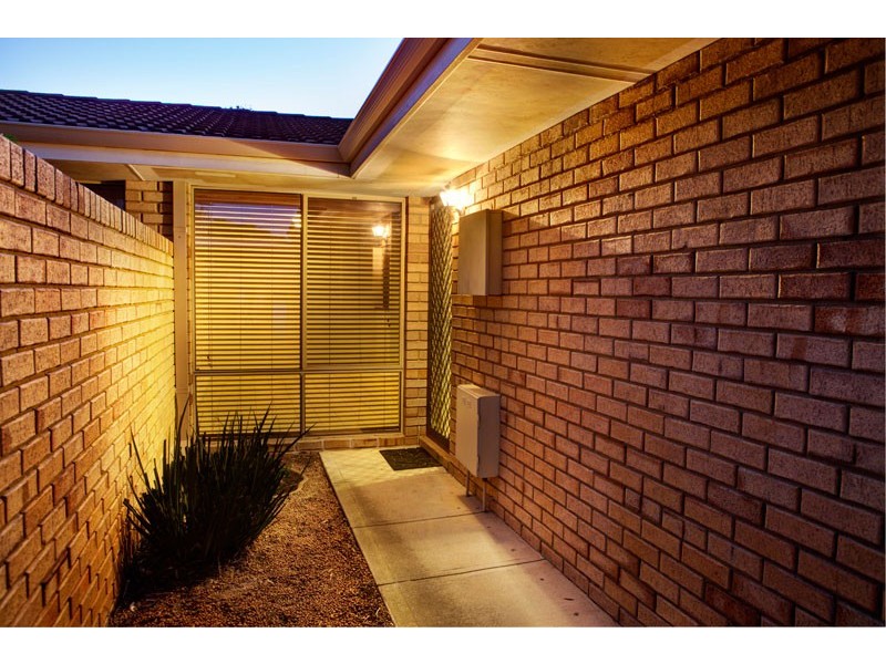 b/4 Mardi Court, Armadale WA 6112