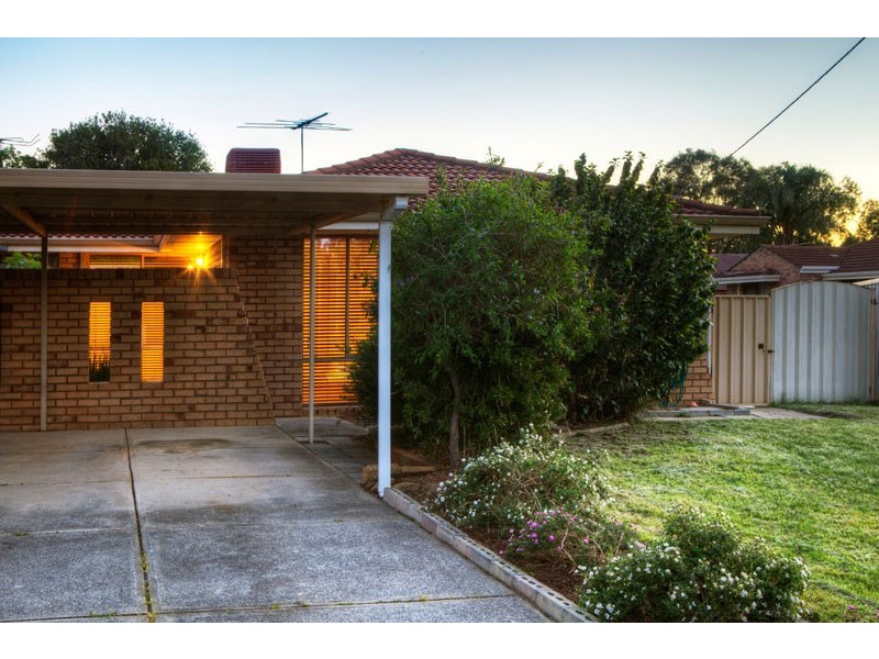 b/4 Mardi Court, Armadale WA 6112