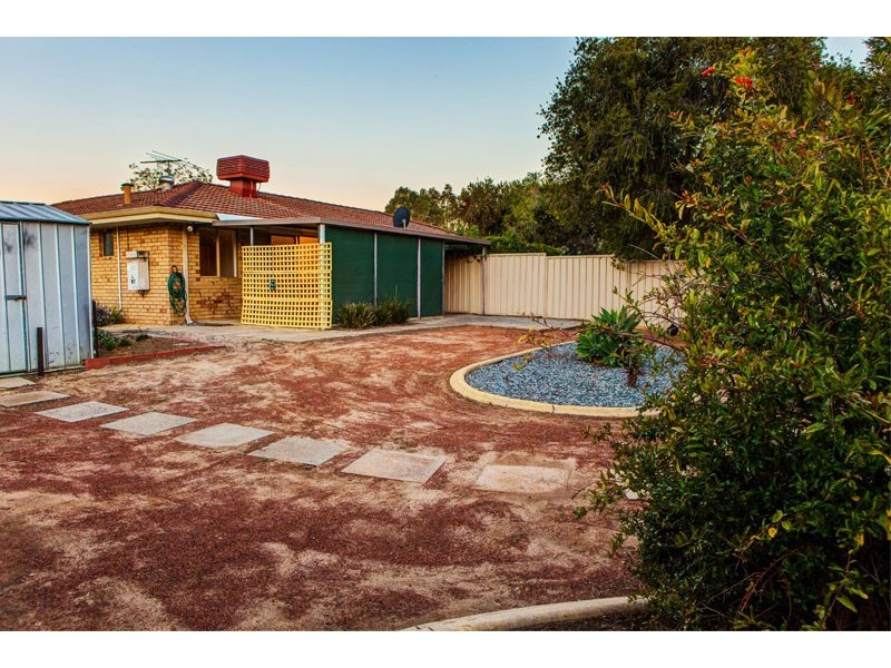 b/4 Mardi Court, Armadale WA 6112