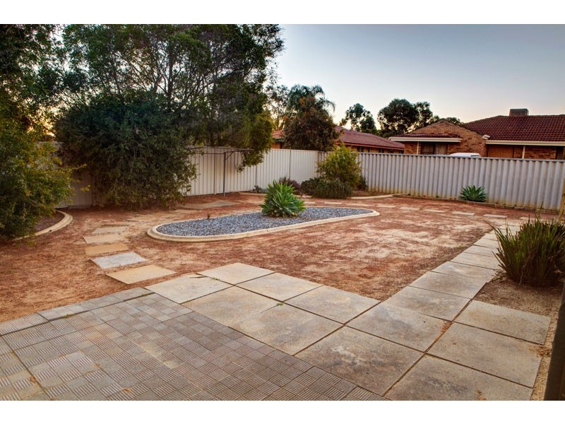 b/4 Mardi Court, Armadale WA 6112