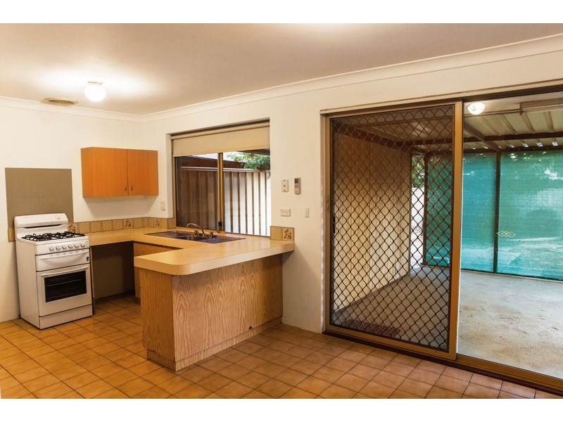 b/4 Mardi Court, Armadale WA 6112