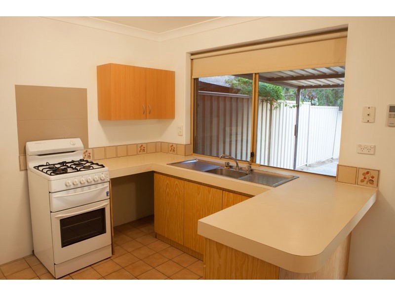 b/4 Mardi Court, Armadale WA 6112