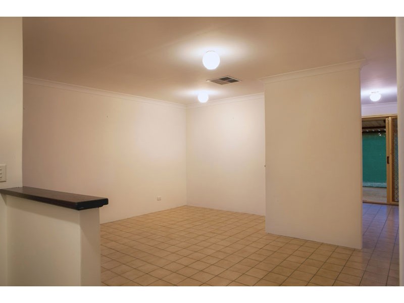 b/4 Mardi Court, Armadale WA 6112