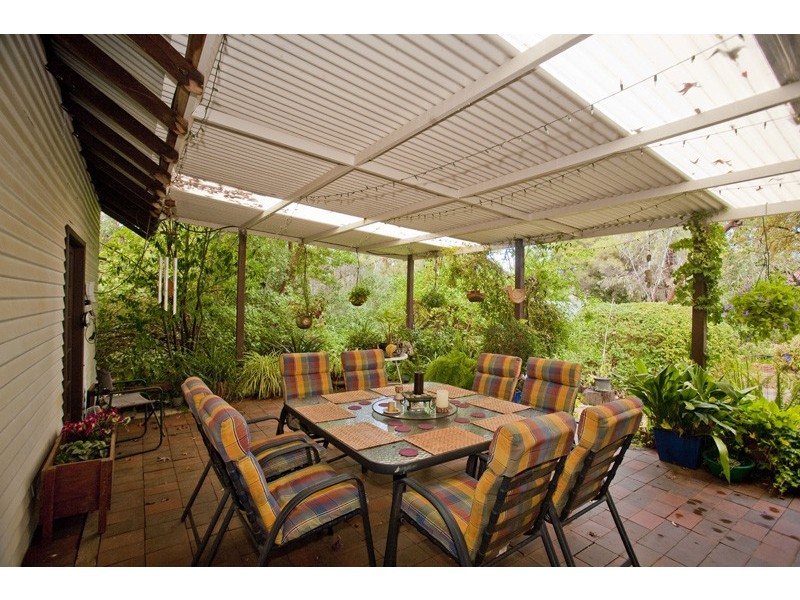 34 Mundaring Weir Road, Kalamunda WA 6076