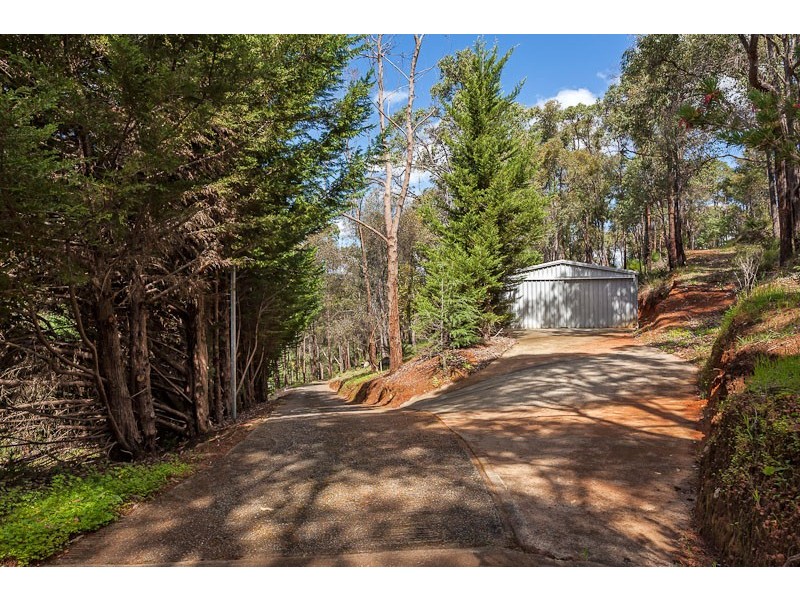 380 Aldersyde Road, Bickley WA 6076