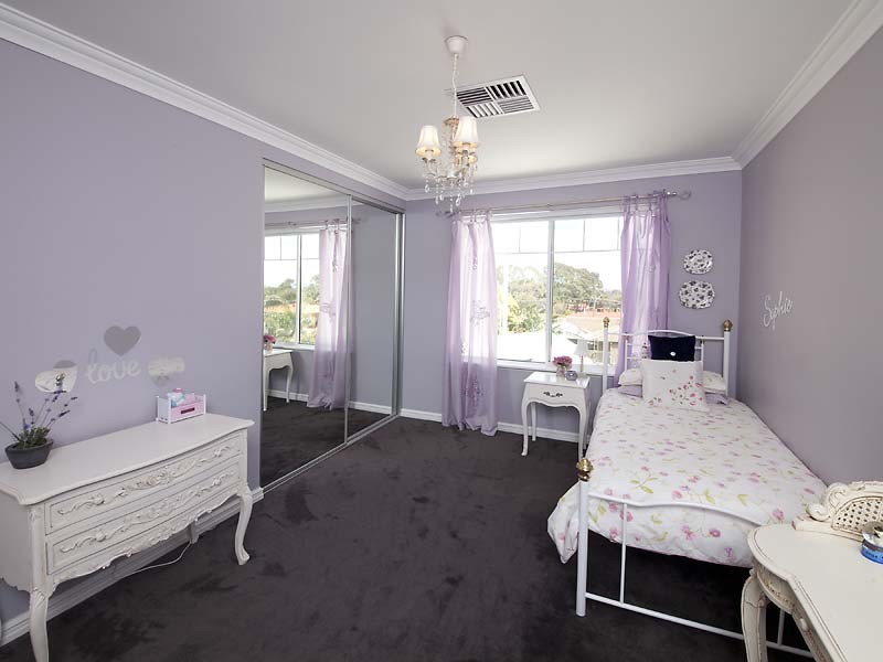 6 Scenic Drive, Maida Vale WA 6057