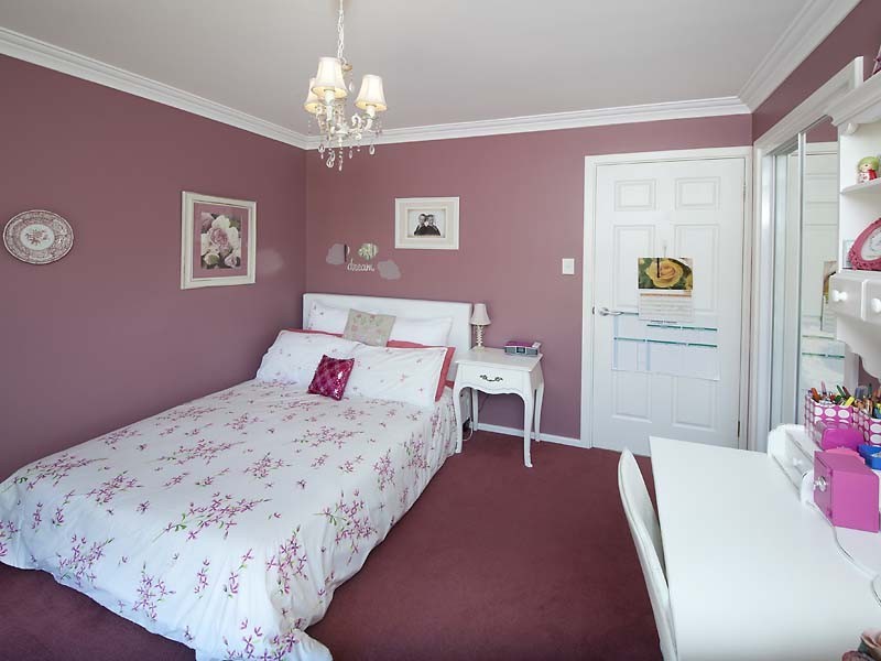 6 Scenic Drive, Maida Vale WA 6057