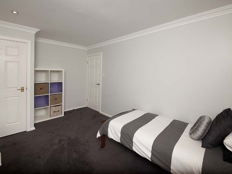 6 Scenic Drive, Maida Vale WA 6057