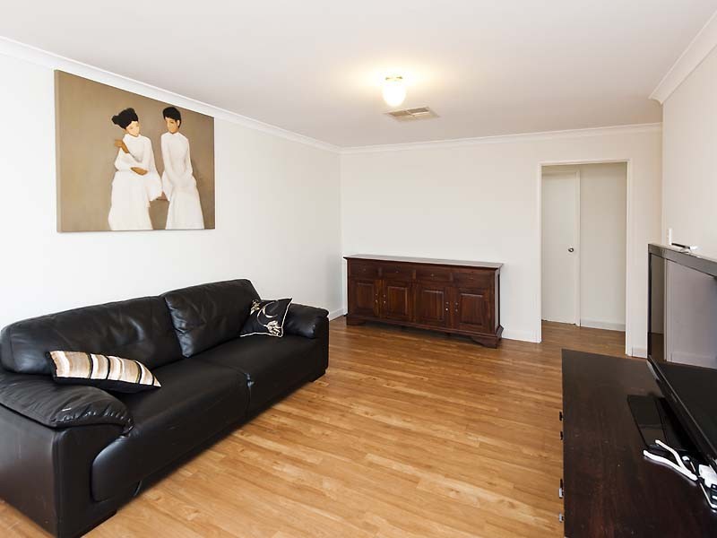 28 Winton Crescent, High Wycombe WA 6057