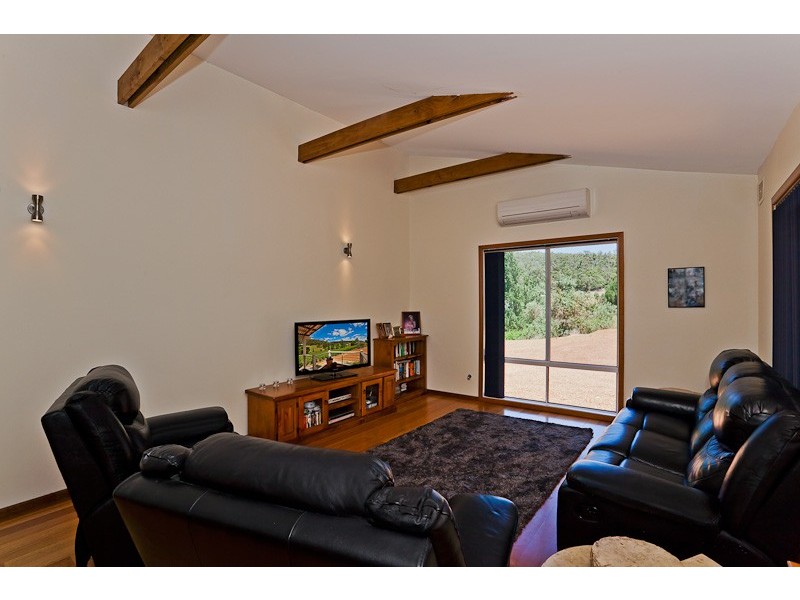 345 Aldersyde Road, Bickley WA 6076