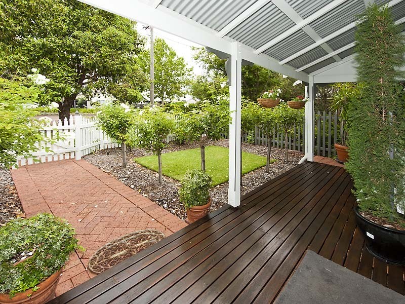 95 Terrace Road, Guildford WA 6055