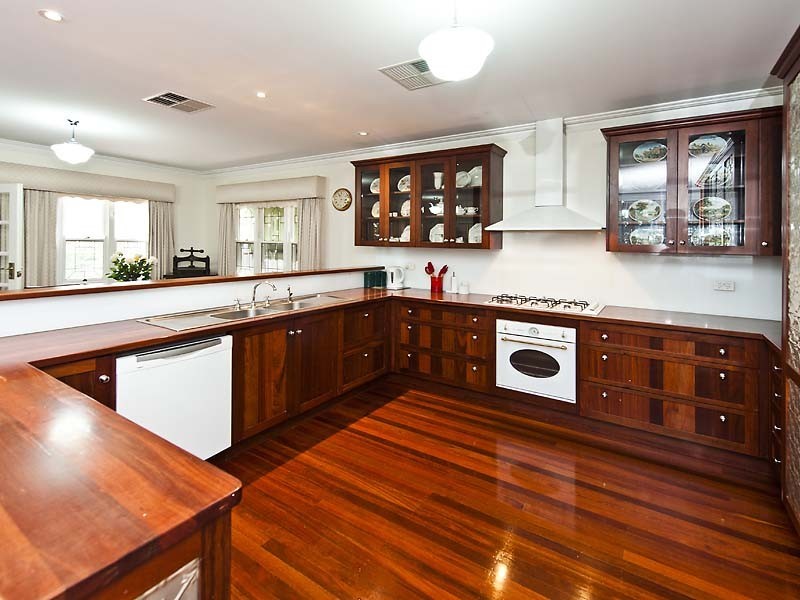 95 Terrace Road, Guildford WA 6055