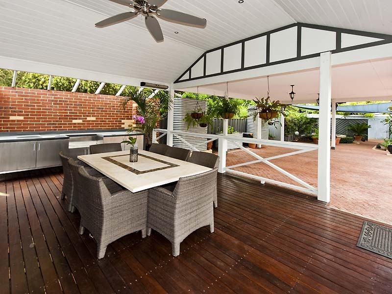 95 Terrace Road, Guildford WA 6055