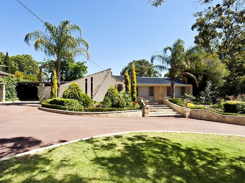 7 Keane Street, Lesmurdie WA 6076