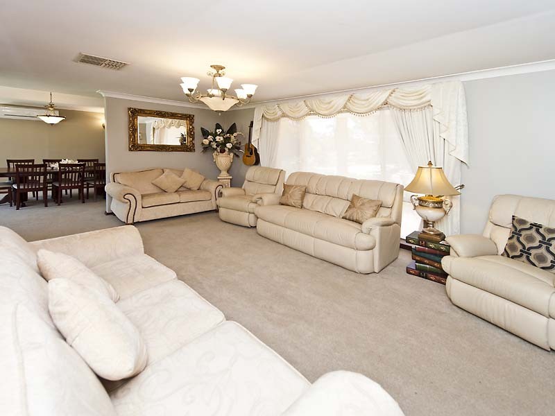 7 Keane Street, Lesmurdie WA 6076