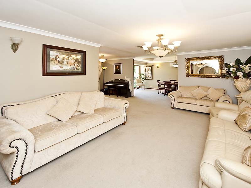 7 Keane Street, Lesmurdie WA 6076