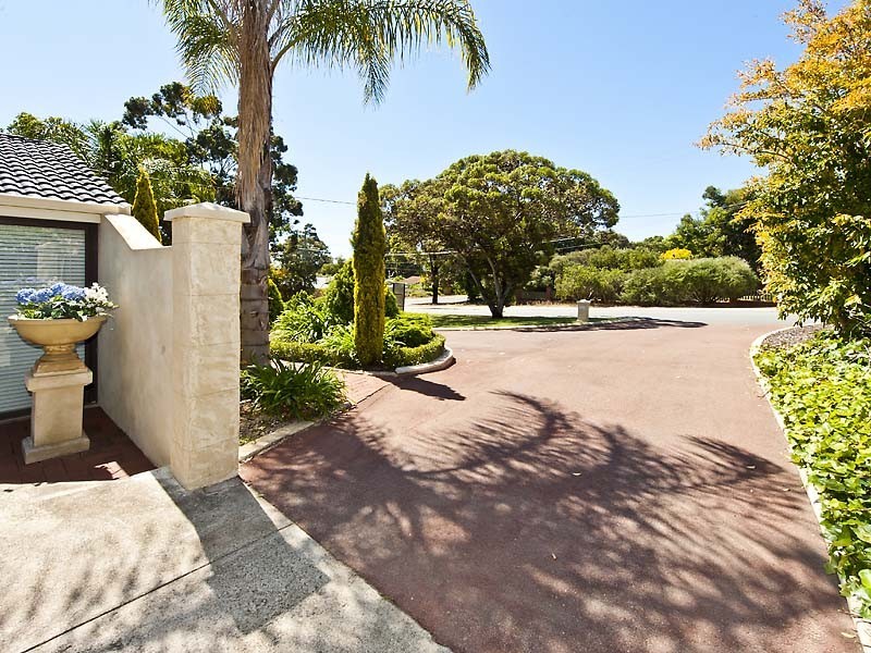 7 Keane Street, Lesmurdie WA 6076