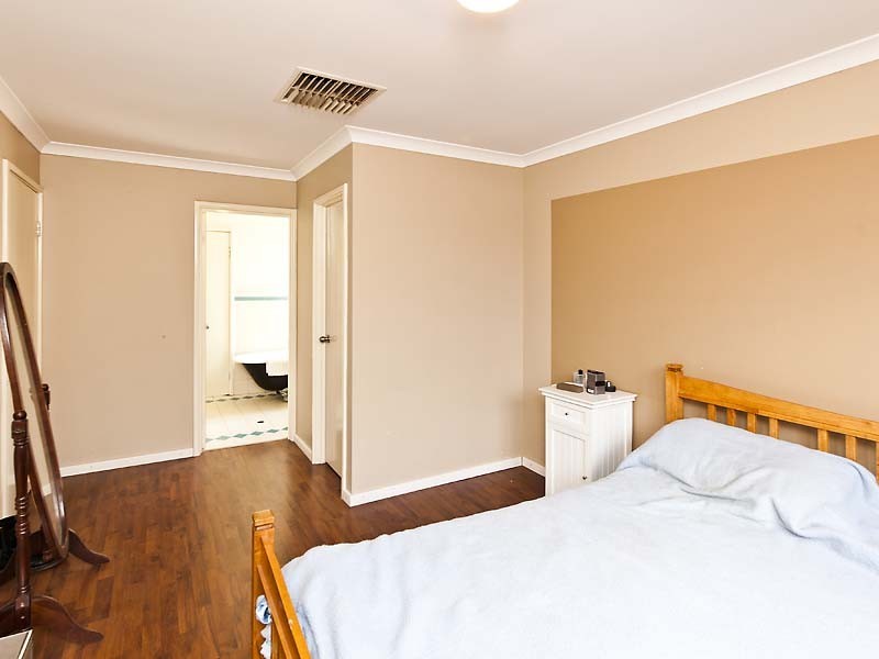 9a New Bond Street, Midland WA 6056