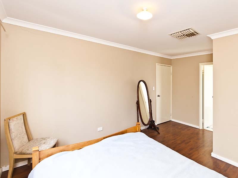 9a New Bond Street, Midland WA 6056