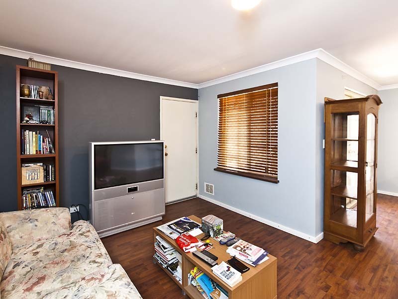 9a New Bond Street, Midland WA 6056