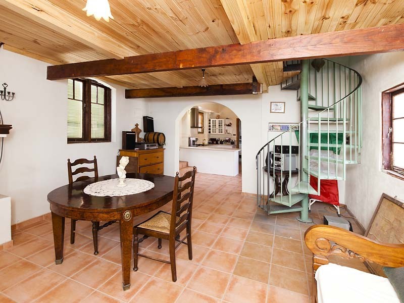 52 North Street, Midland WA 6056