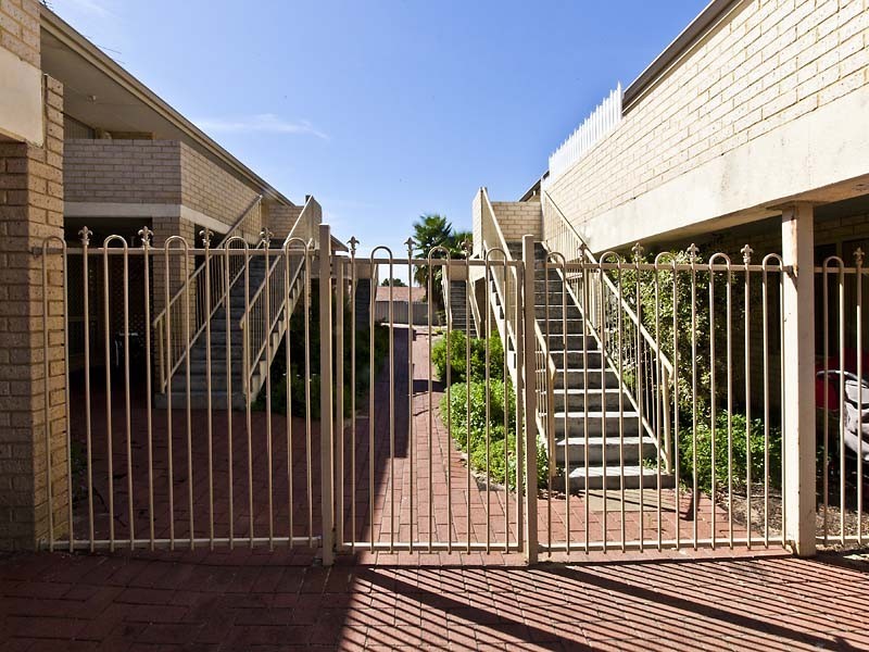 3/10-12 Byers Rd, Midland WA 6056