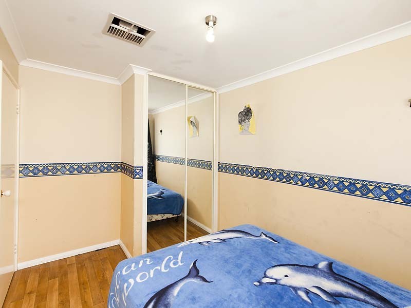 10 Narrier Close, South Guildford WA 6055