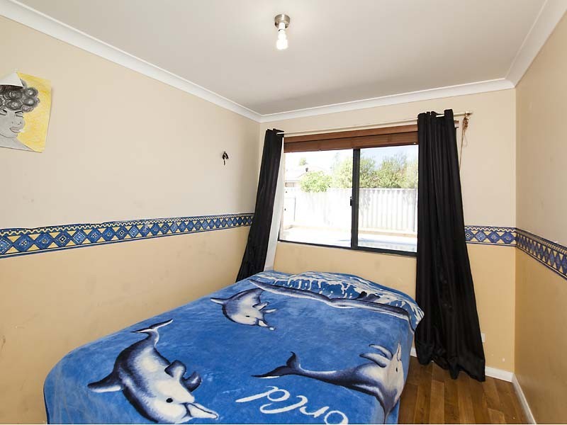 10 Narrier Close, South Guildford WA 6055