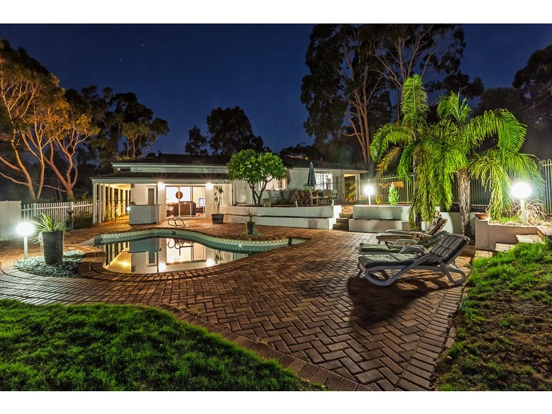 77 Holmes Road, Maida Vale WA 6057