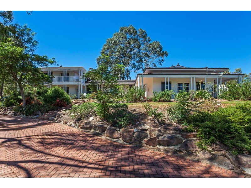 77 Holmes Road, Maida Vale WA 6057