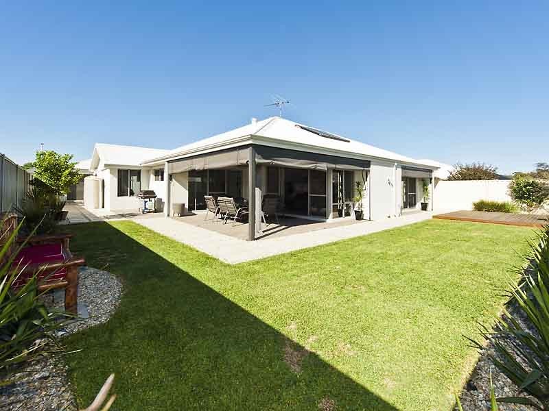 11 Steelwood Way, Helena Valley WA 6056