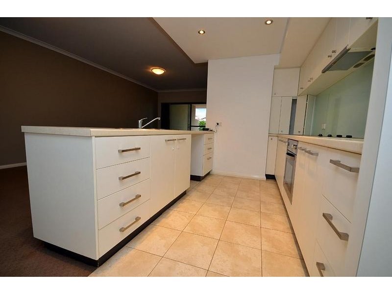 13/6 Keane, Midland WA 6056
