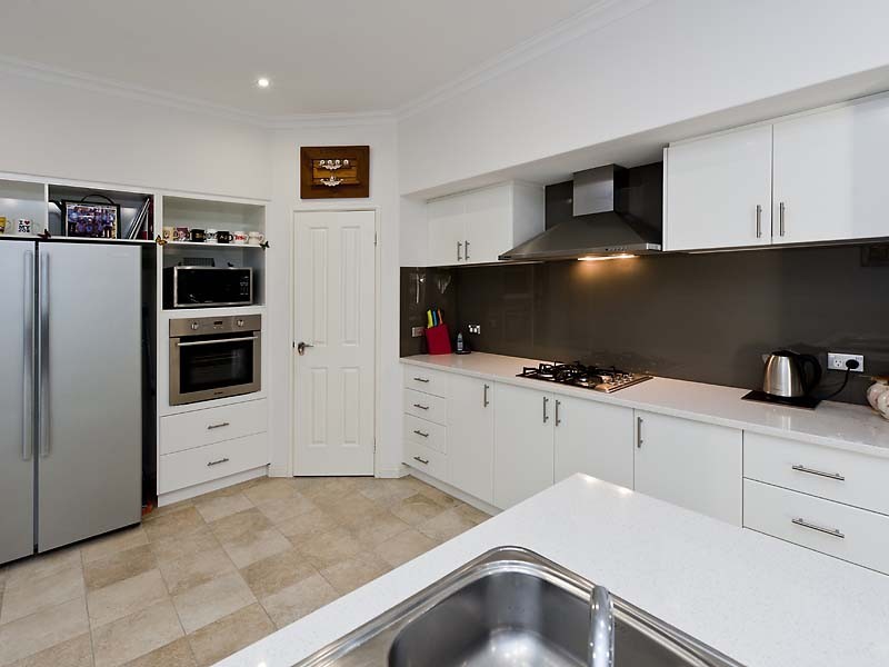 4 Denison Court, Erskine WA 6210