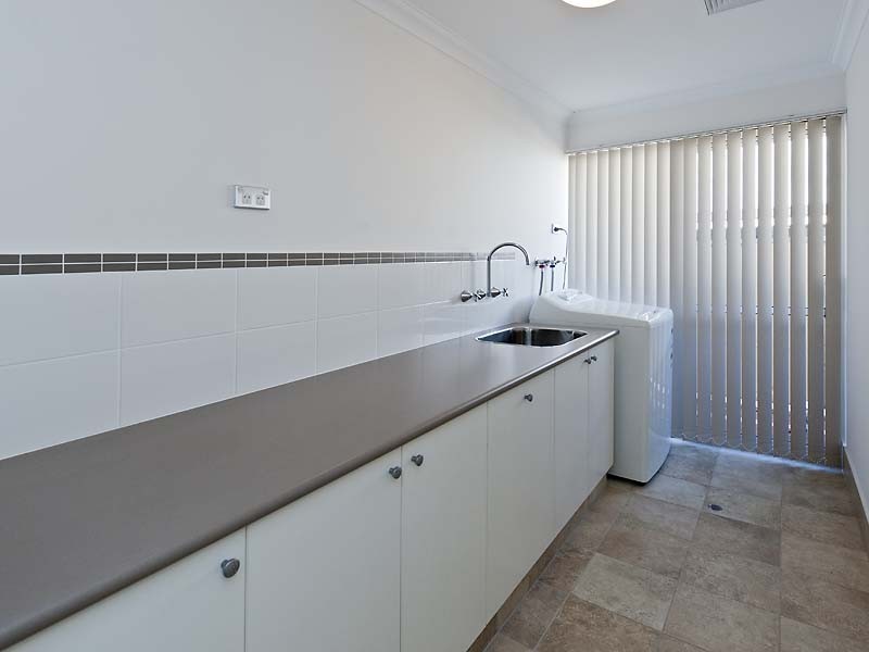 4 Denison Court, Erskine WA 6210