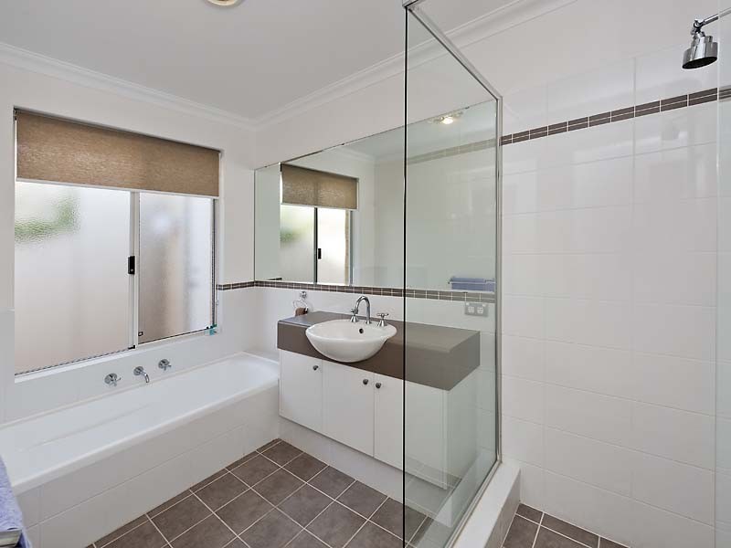 4 Denison Court, Erskine WA 6210