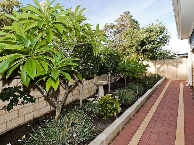 4 Denison Court, Erskine WA 6210