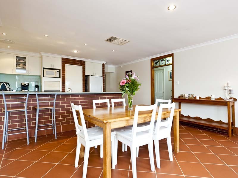 90 Torquata Blvd, Helena Valley WA 6056