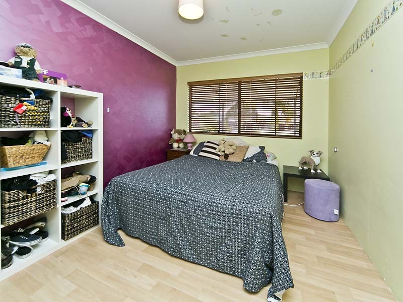 22 Robinia Rise, Helena Valley WA 6056