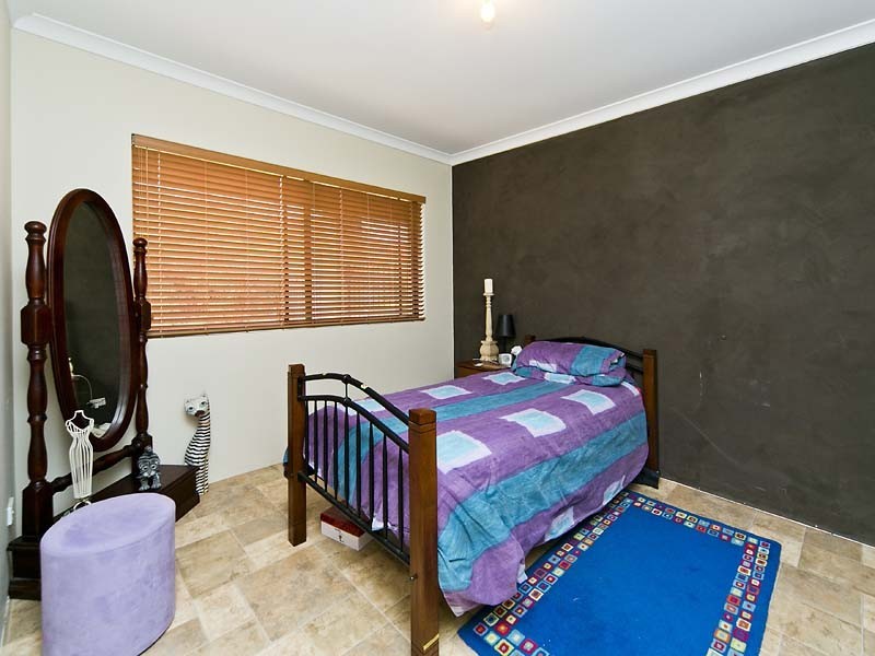 22 Robinia Rise, Helena Valley WA 6056