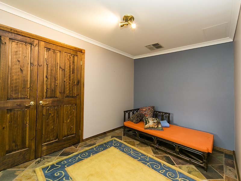 1 Hebb Court, Parkerville WA 6081