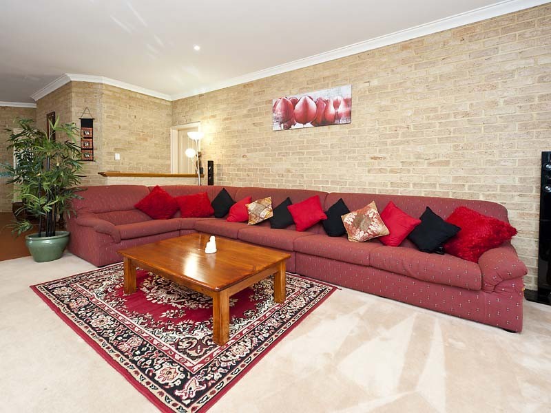 20 Tipuana Rise, Helena Valley WA 6056